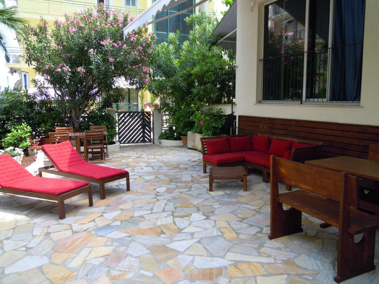Graziella Residence Appartamenti กาบิชเชมาเร ภายนอก รูปภาพ